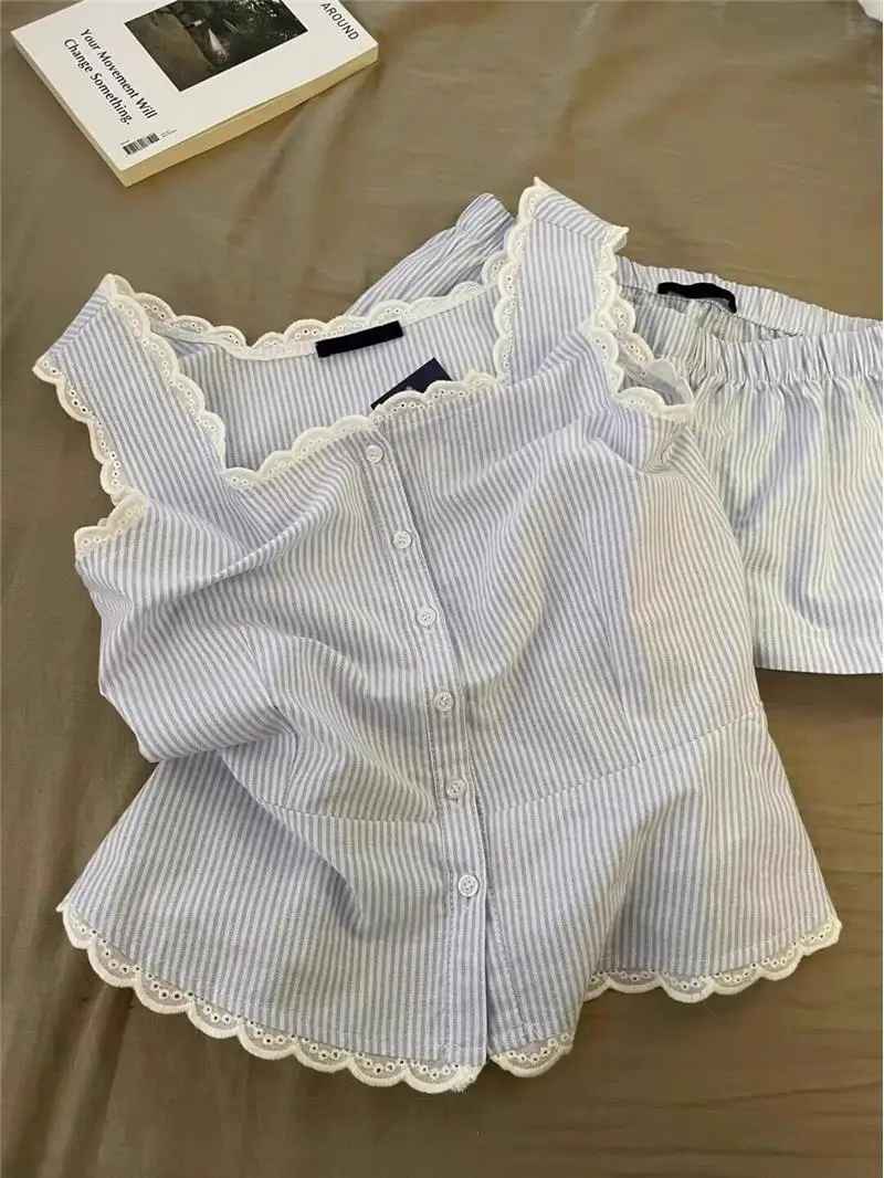 Elegant Striped Lace-Collar Pajama Set – Camisole Tank Top & Relaxed Shorts Summer Sleepwear