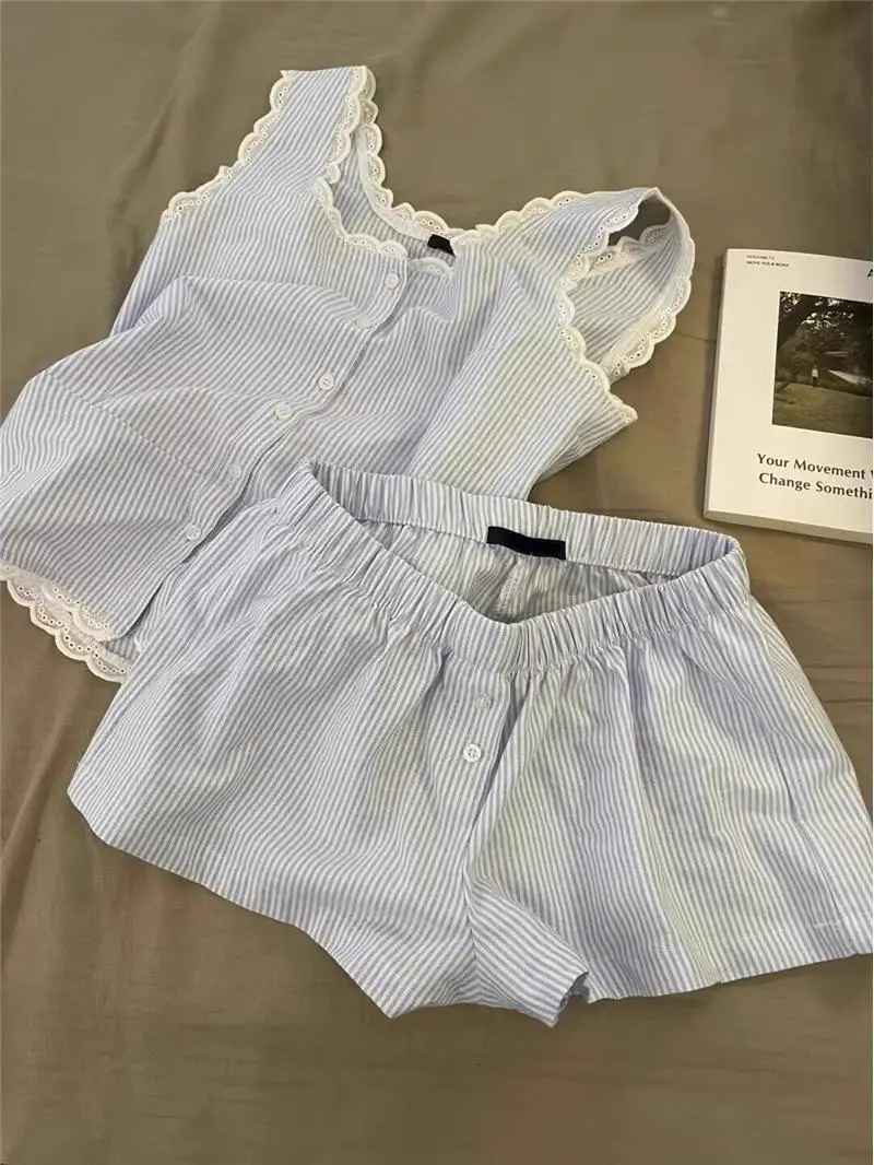 Elegant Striped Lace-Collar Pajama Set – Camisole Tank Top & Relaxed Shorts Summer Sleepwear