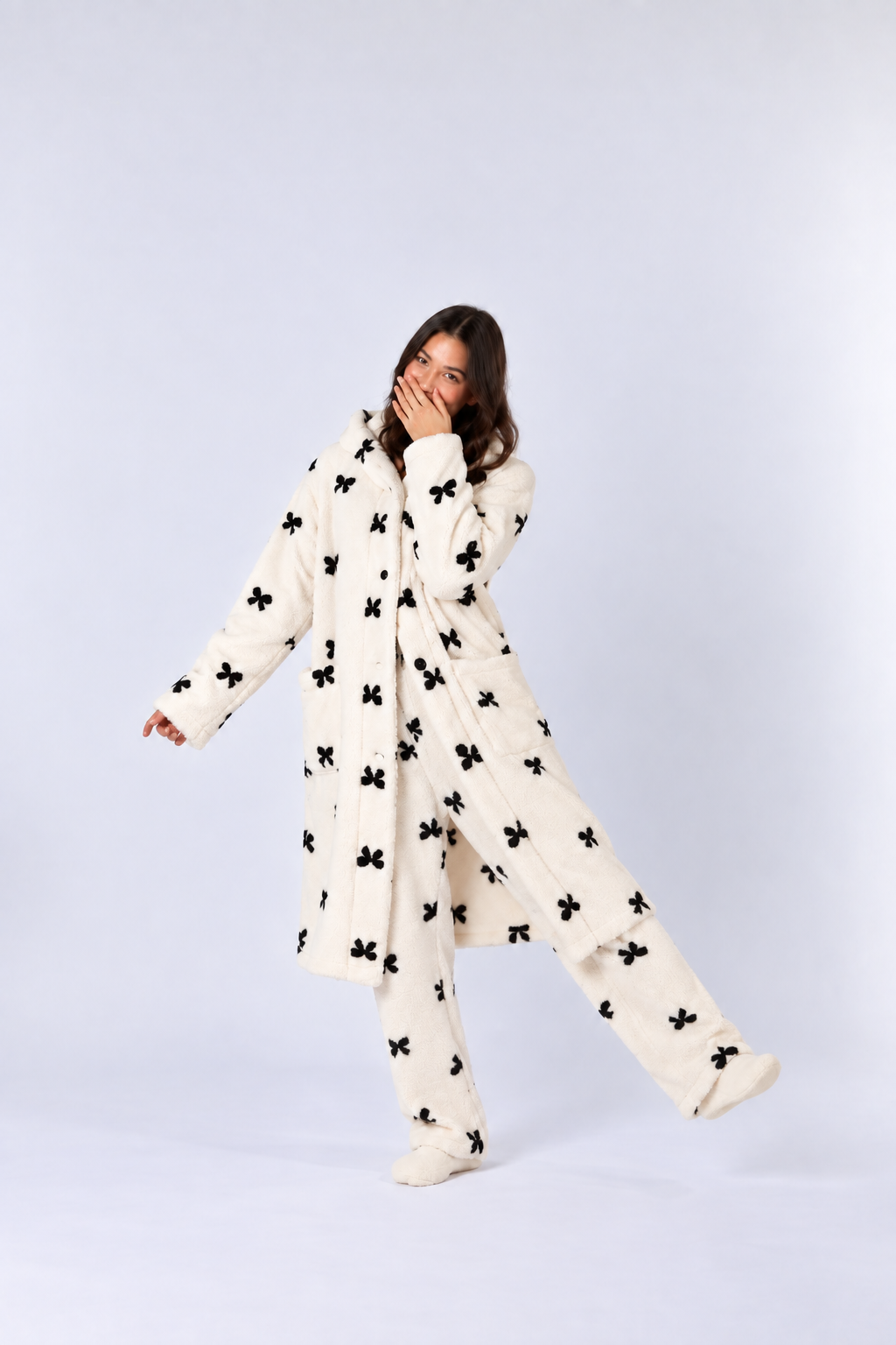 Cozy Fleece Hooded Nightgown Robe – Warm Plush Sleepwear