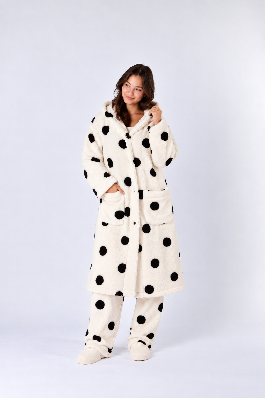 Cozy Fleece Hooded Nightgown Robe – Warm Plush Sleepwear