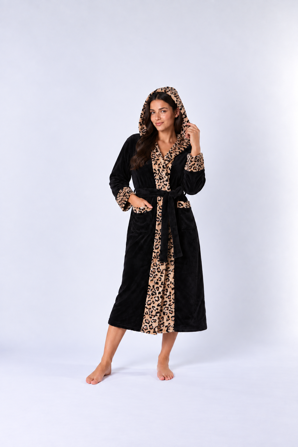 Women’s Cozy Hooded Leopard Trim Flannel Robe – Soft Warm Long Bathrobe